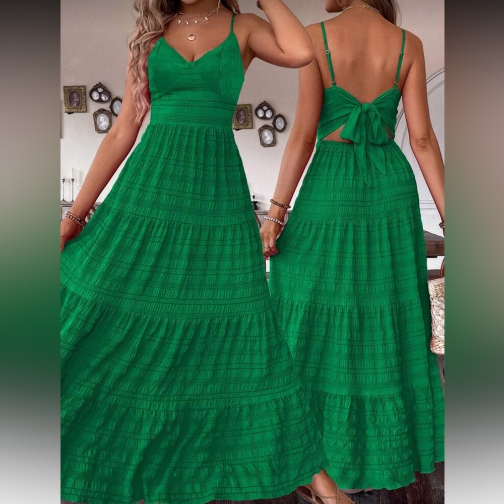 🔥FINAL SALE🔥 Vibrant Green Bow Tie Back Maxi Dress